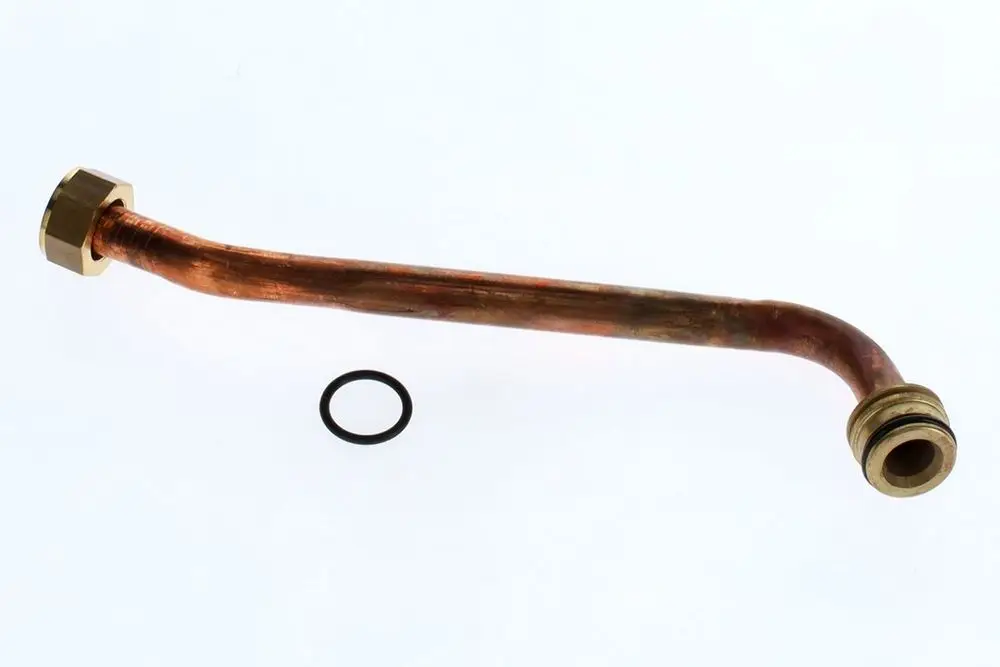 Kupferrohr mit zwei Verbindungsstellen, eine aus Messing, eine mit O-Ring. Teil eines Bosch Systems zur Fluidverbindung.